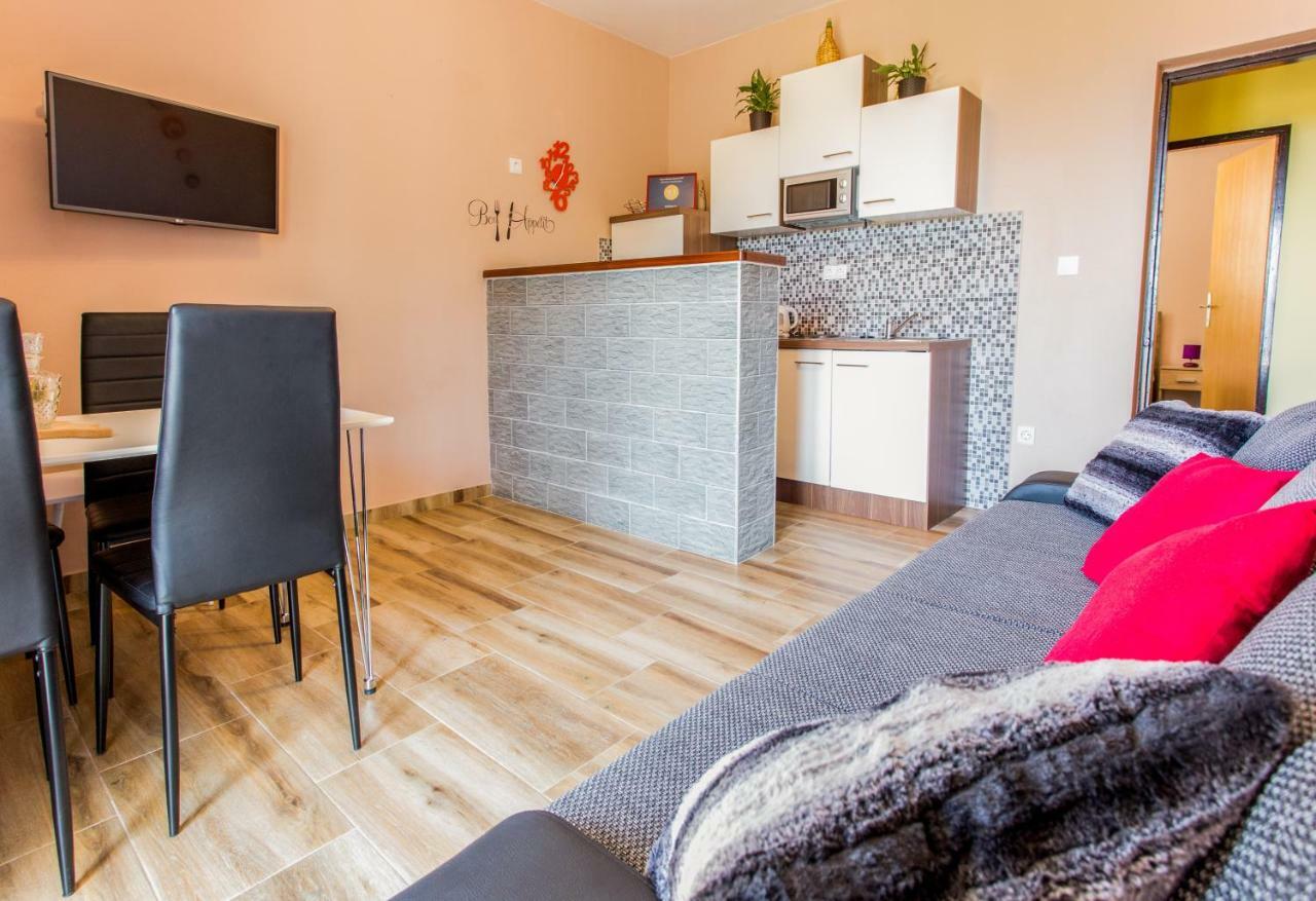 Apartments Dalmatia Blue Mlini Exterior photo